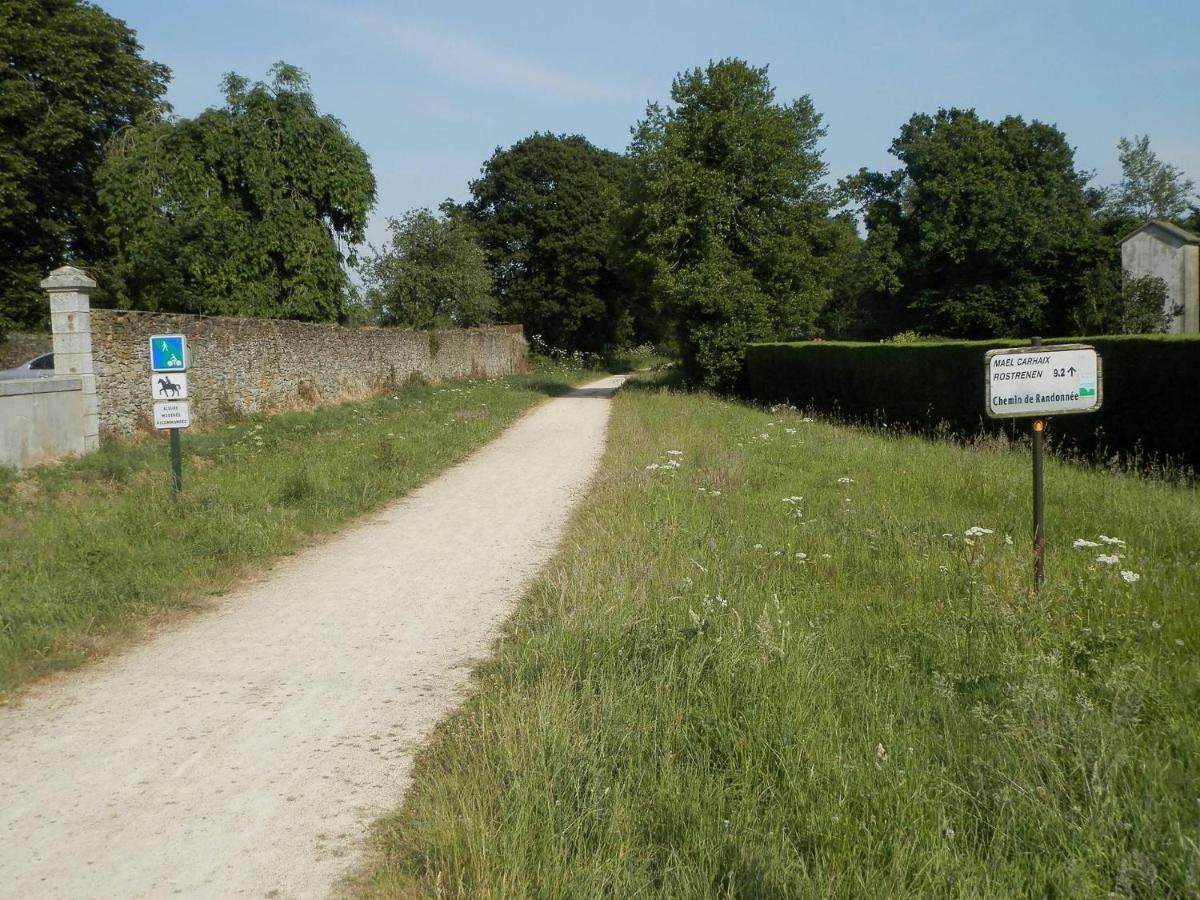 Vallee Des Ardoisieres Mael-Carhaix Εξωτερικό φωτογραφία